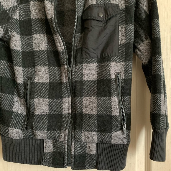 Boy’s GapKids Flannel Zip-Up Sweater - Picture 3 of 4